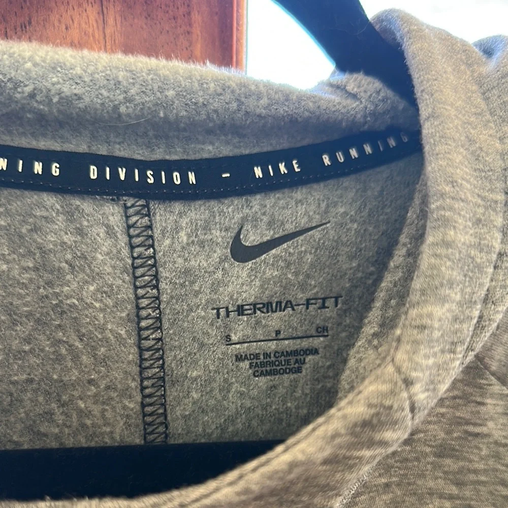 Nike Gray and Black Hoodie - Picture 2 of 3